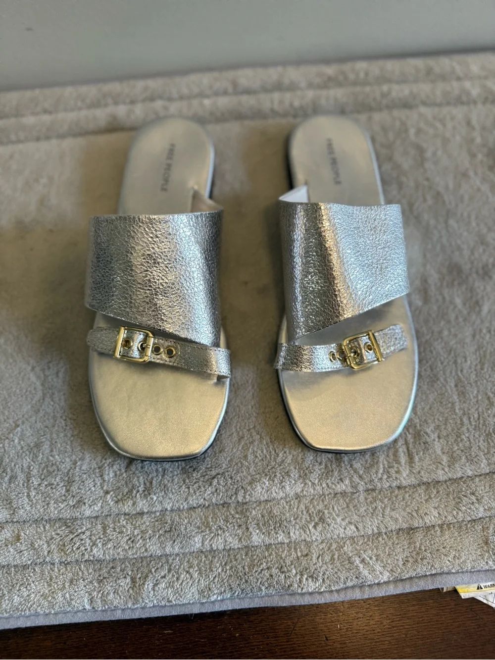 Free People Mila Metallic Silver Women’s Slide Sandals with Toe Strap NEW